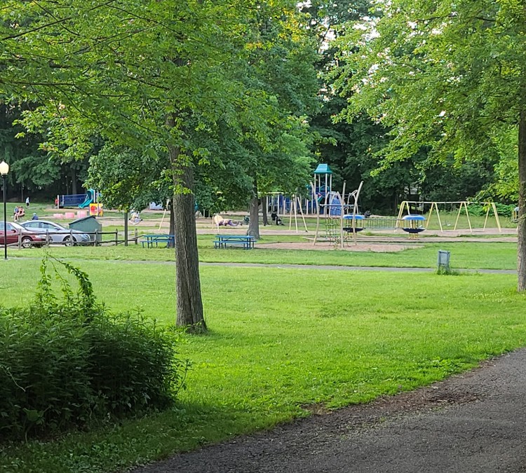 eugene-levy-memorial-park-photo